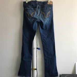 flared jeans hollister size 7 regular, W28 L33